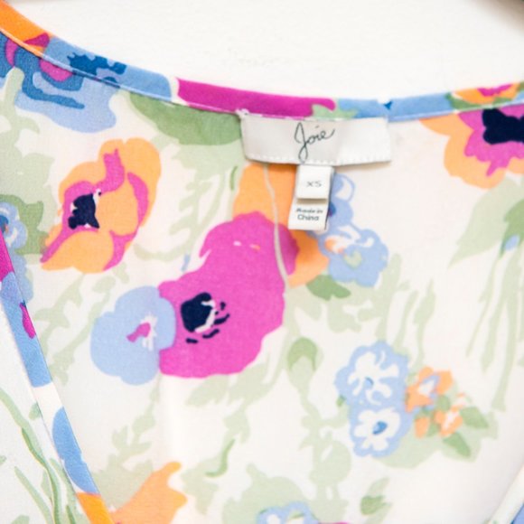 Joie 100% Silk Cream Floral Print Sleeveless Blouse size XS - Picture 8 of 8